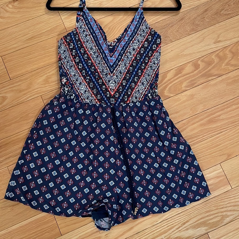 Xhilaration Navy Romper, Size Small